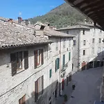 L'appartamentino - Delizioso Bilocale Nel Cuore Di 公寓 古比奥
