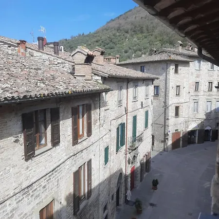 L'appartamentino - Delizioso Bilocale Nel Cuore Di Apartman Gubbio